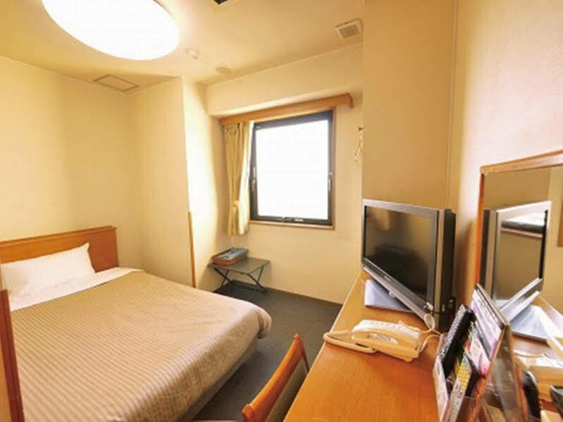 Hotel Route-Inn Ashikaga Ekimae Zewnętrze zdjęcie