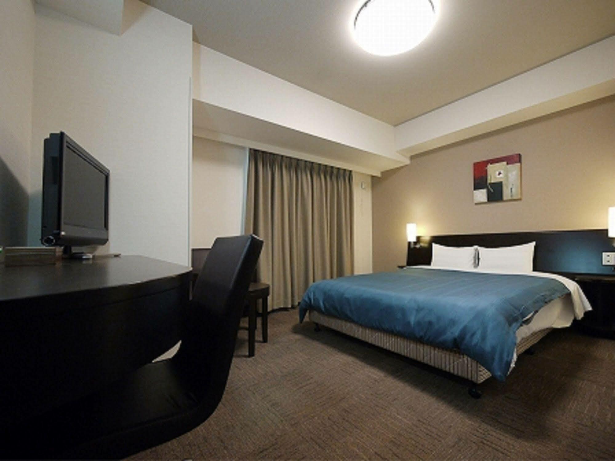 Hotel Route-Inn Ashikaga Ekimae Zewnętrze zdjęcie